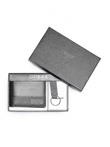 GUESS Bilfold Wallet and Keychain Gift Set