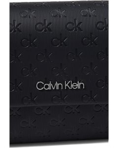 Calvin Klein Key Item Crossbody